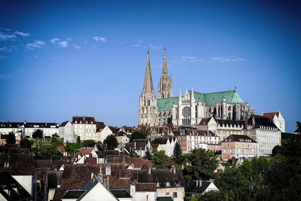 Le Petit Porte Guillaume Chartres Exterior photo